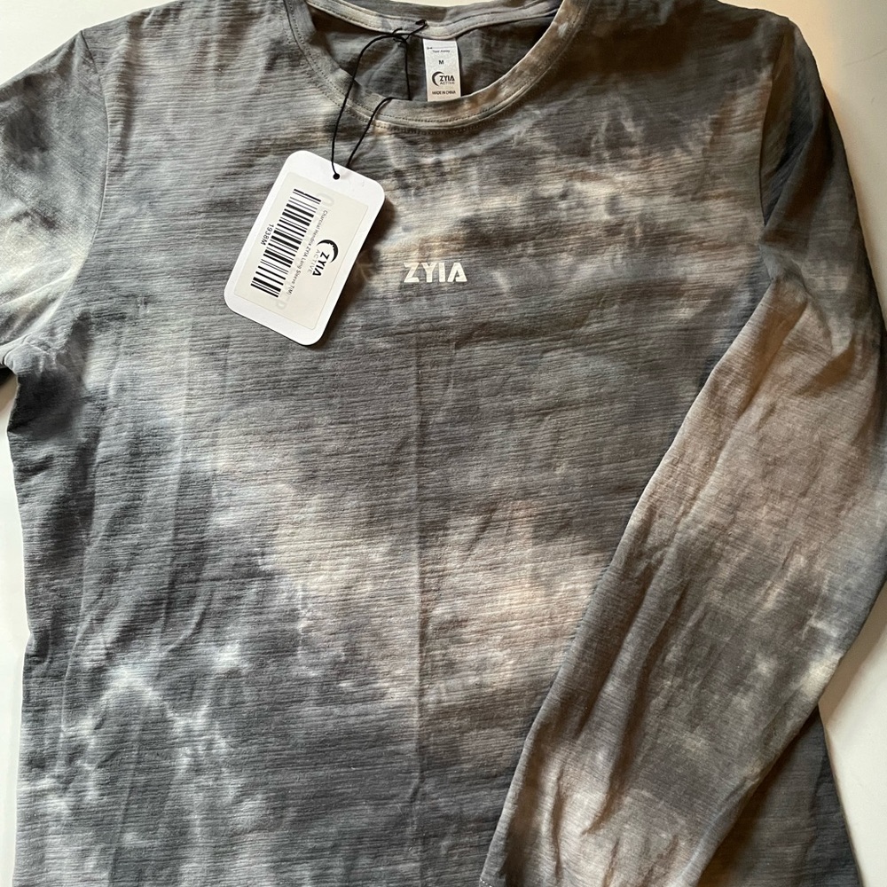 EUC Charcoal Hendrix ZYIA Long Sleeve T